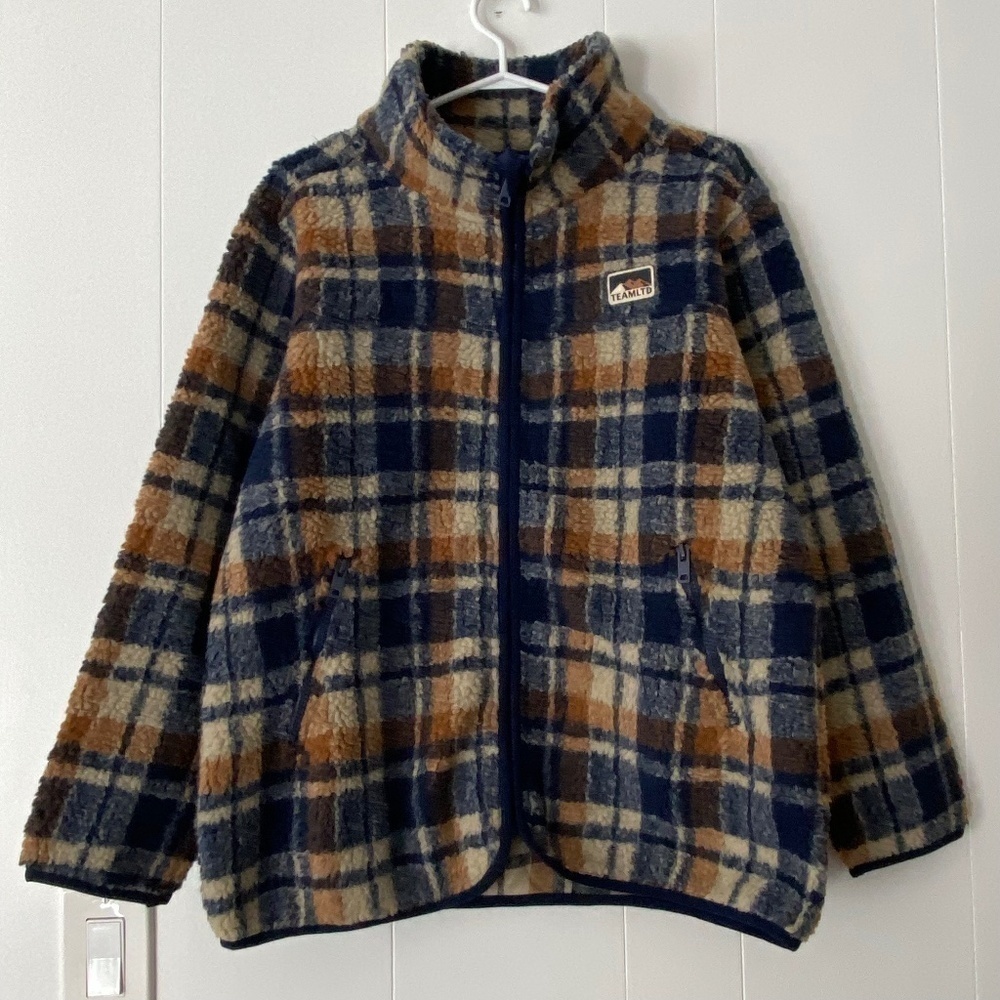 NWT Team Ltd. ladies blue plaid teddy zip jacket size small (fits more like a M)